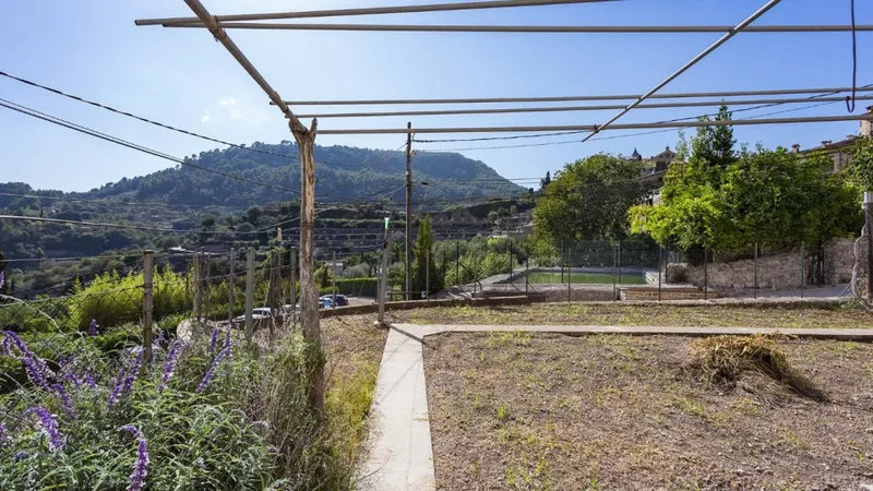 Ideal for country lovers plot for sale in Valldemossa with mountain view — photo 2