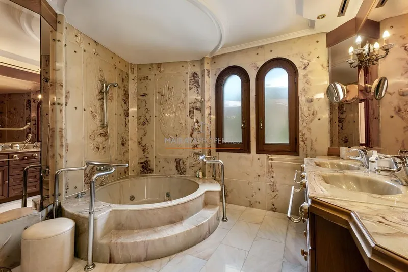 Elegant Townhouse for Sale in Muro with Courtyard, Sauna and Double Garage — photo 9
