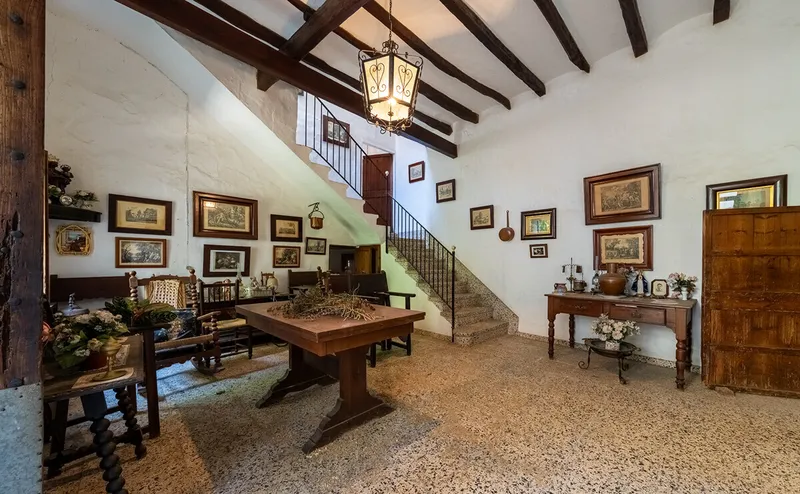 Mallorcan house with garden and great potential in ... — photo 8