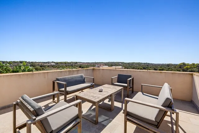 Villa with rental license and tennis court for sale near Ses Salines, Mallorca — photo 10