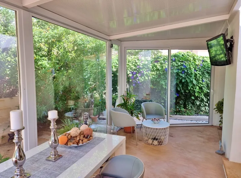 Port Verd: Bright, modern detached house with pool, roof terrace and sea access within walking distance — photo 5