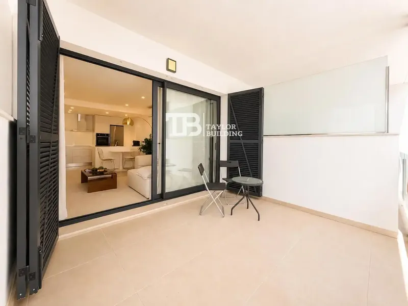 Taylor Building Real Estate presents this beautiful ground floor with large outdoor areas in Son Ferriol. — photo 1