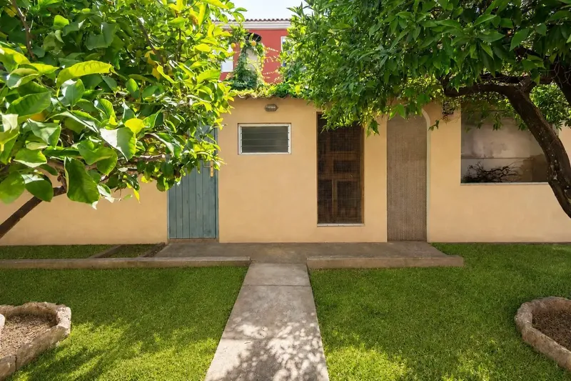 Spacious home with private garden in El Vivero — photo 10