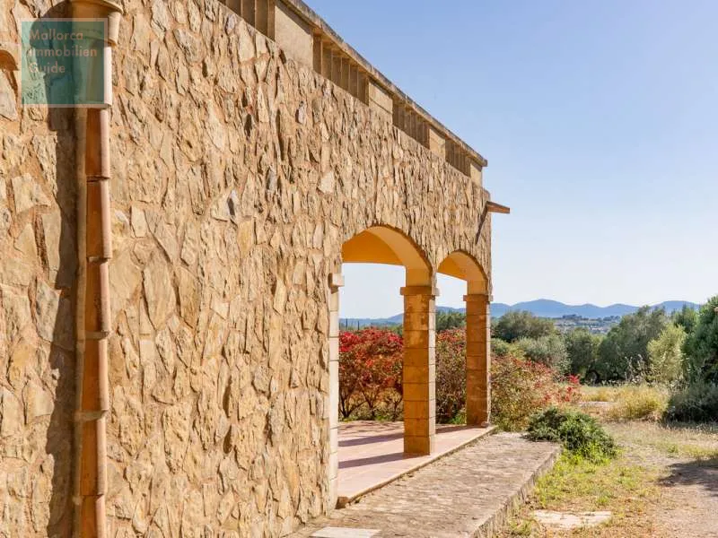 Son Carrió Finca with distant sea views and a small casita — photo 5