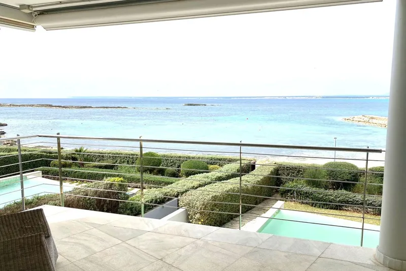 ES TRENC – Apartment for rent with sea view — photo 1