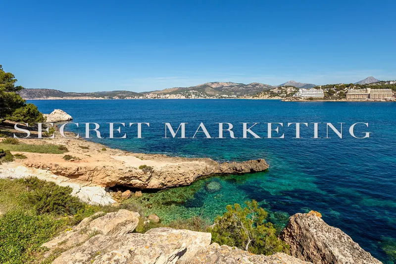 Villa in Santa Ponsa - Timeless Villa with Pool and Highest Living Comfort — photo 1