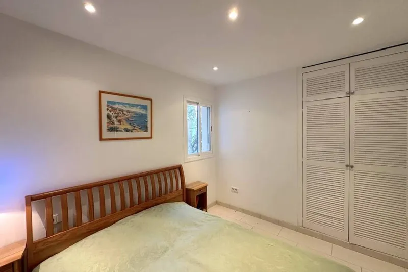 Exclusive frontline sea view residence with exceptional sense of space — photo 12