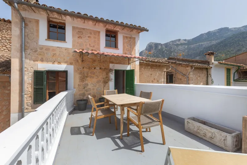Townhouse with terrace in the heart of Sóller — photo 3