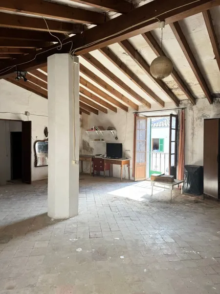 House with renovation project for sale in Costitx, Central Mallorca — photo 11