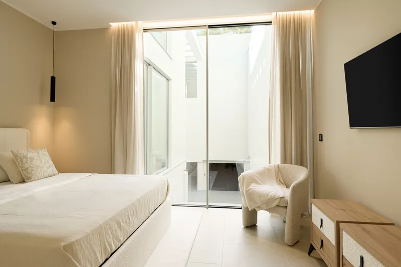 Modern and luxurious newly built villa with sea views in Portals - Marcel Remus Real Estate — photo 10