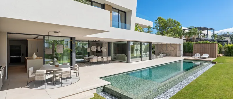 Modern designer villa in Cala Vinyas within walking distance of Cala Cap Falcó — photo 3