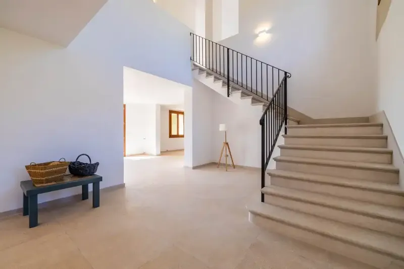This impressive country house for sale in Alaró was completed in 2021 in the serene outskirts of the village. With spectacular views — photo 8