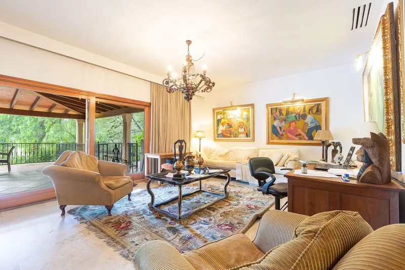 Mediterranean estate with guest casita directly on the golf course — photo 5