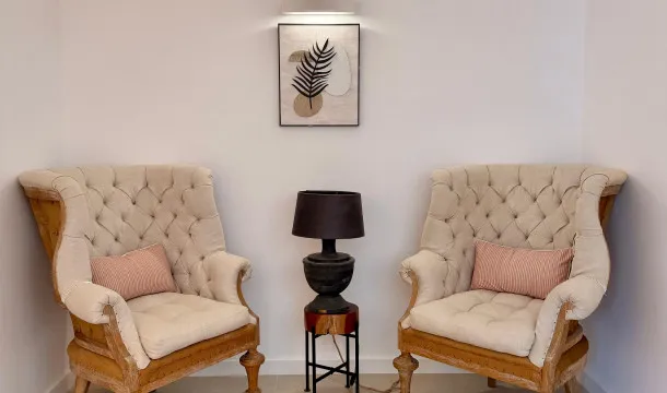 Mediterranean living in an elegant renovated villa in Santa Ponsa — photo 12
