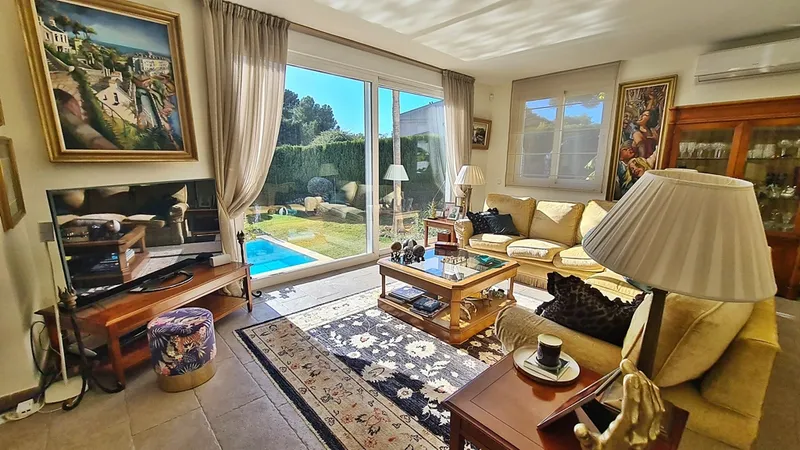 Modern villa for sale within walking distance to the beach in Calvià — photo 3