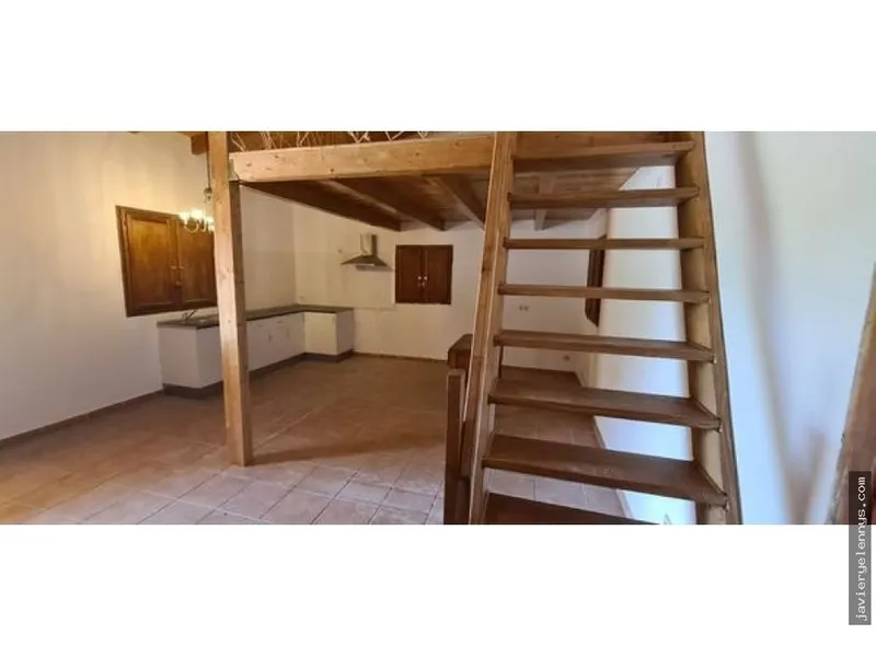 Rustic farmhouse rental in Diseminado Poligon 07, 1229 — photo 12