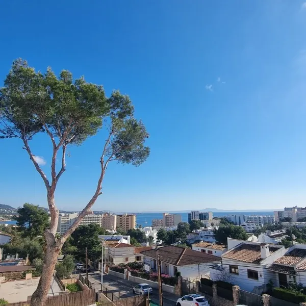 Modern villa for sale in Palmanova, southwest of Mallorca — photo 5