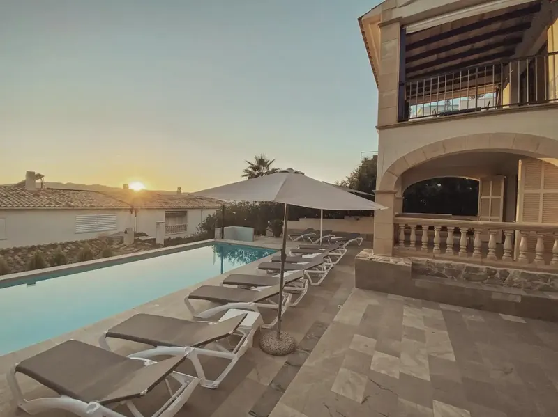 This magnificent luxury residence in Mallorca, located in Cala Ratjada, offers a privileged position in an exclusive residential area — photo 3