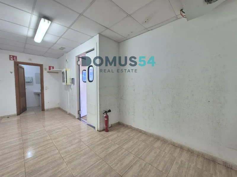 Commercial premises for rent in Ronda de Sa Pobla — photo 7