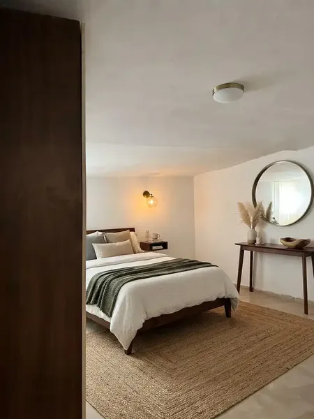 Looking for a home with character, space and many possibilities in the center of Inca? — photo 12