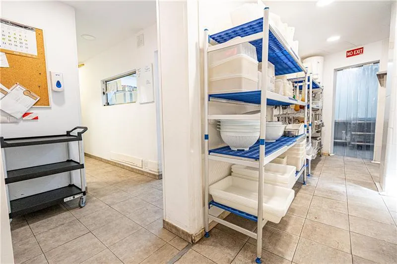 Fully operational food and catering business for sale — photo 3