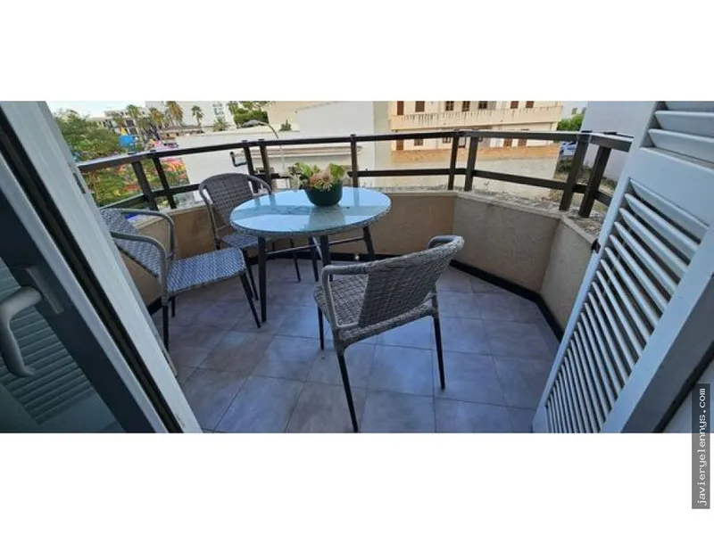 Flat for rent on Calle del Déntol — photo 4