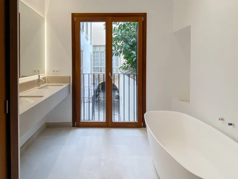 Renovated duplex penthouse in La Calatrava — photo 12