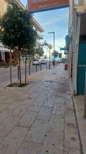 Commercial premises for sale in Cala Millor, 50 m from the sea — photo 5