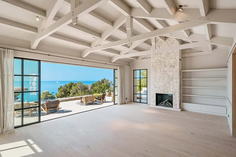 New built Mediterranean villa with panoramic sea views in Old Bendinat — photo 10