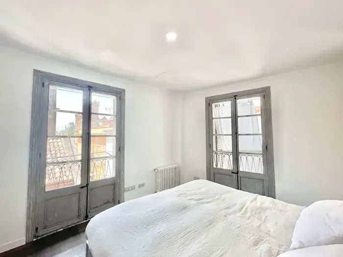 Piso de 2 habitaciones en alquiler en Centre, La Llotja Born — photo 3