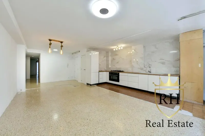 Discover this excellent opportunity in the Plaza de Toros area! — photo 5