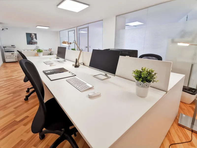 Offices for rent in Plaza España – Palma — photo 1