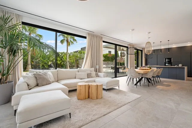 Contemporary Villa in Puig de Ros – Modern Coastal Living — photo 5