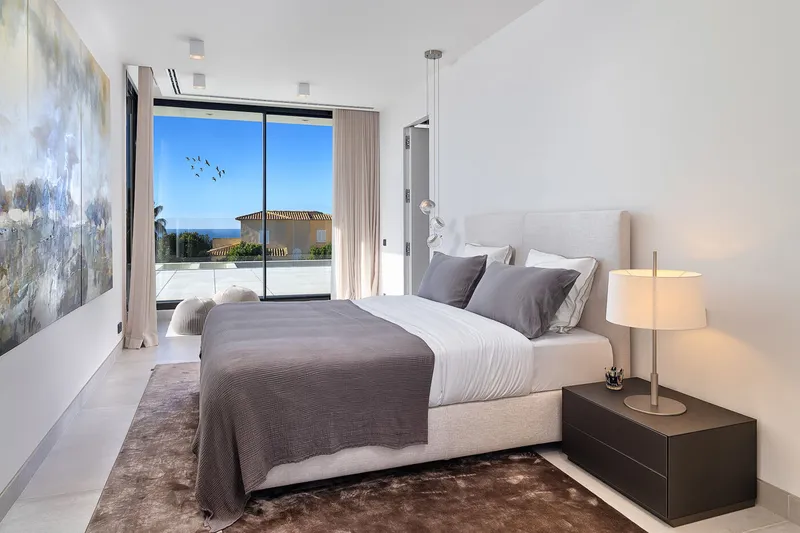 Furnished luxury villa with ocean views, saltwater pool, and rooftop terrace in Puig de Ros — photo 3