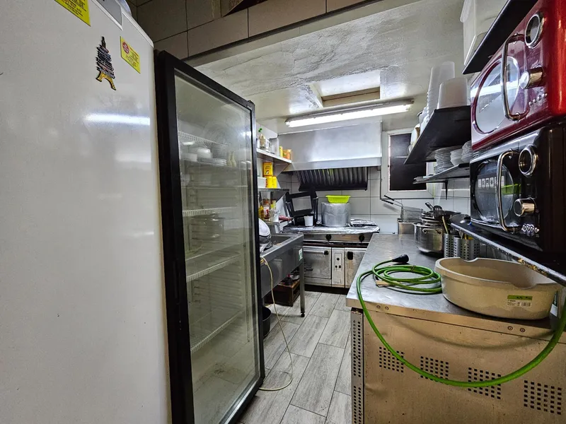 Commercial premises in Palma with bar license — photo 8
