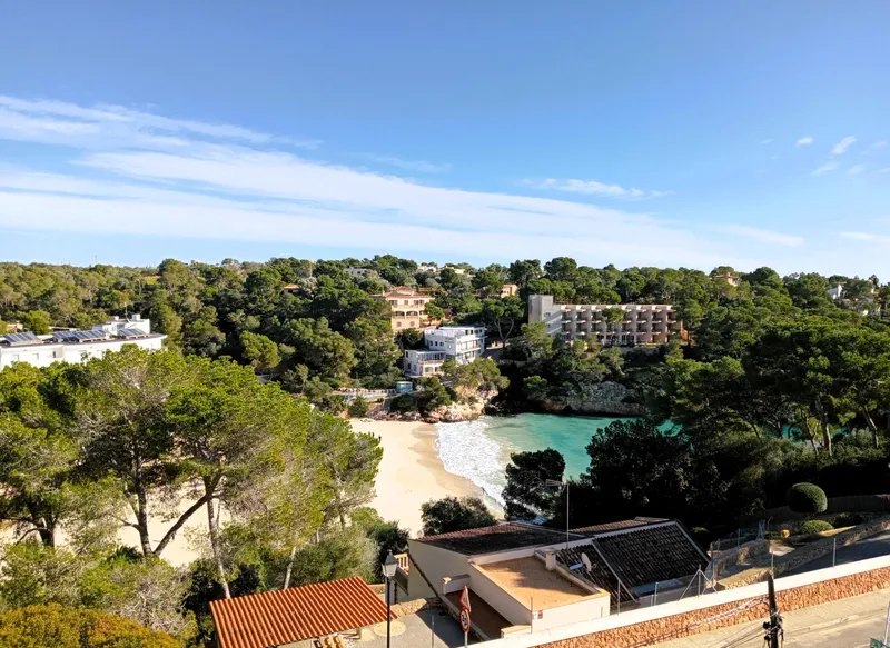 Impeccable property with sea views in Cala Santanyí — photo 3