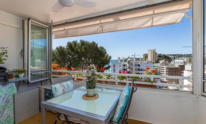 Apartment with parking and storage room in Cala Major — photo 6