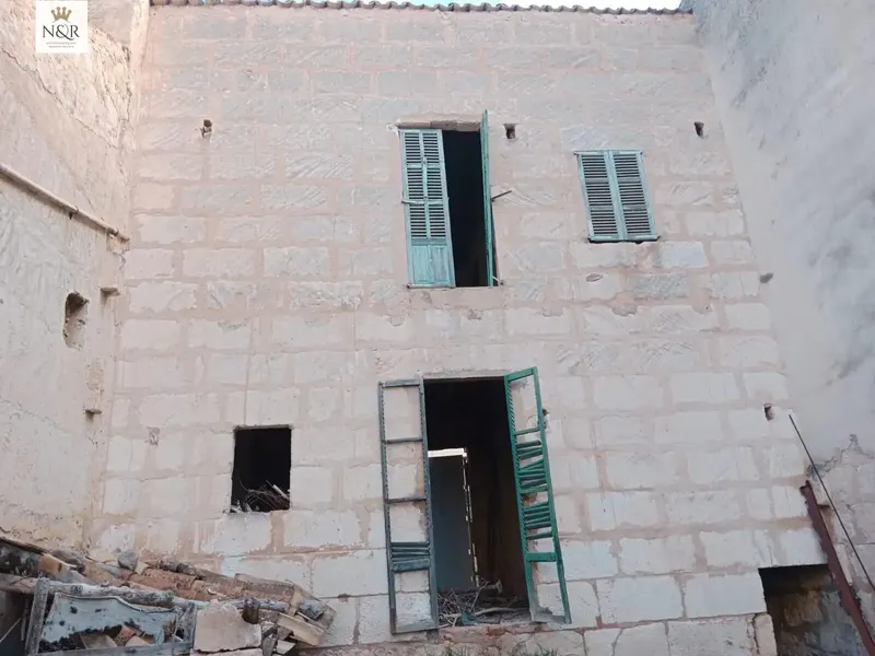 Charming house to renovate in Lloseta, with an unbeatable location near the train station and all basic services. — photo 10