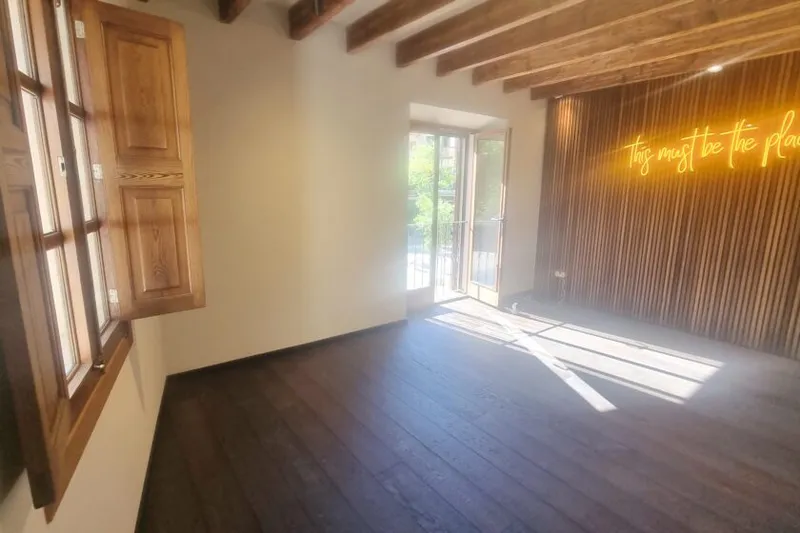 Season: Modern Apartment with Terrace in the Center of Llucmajor — AP 11 — photo 11