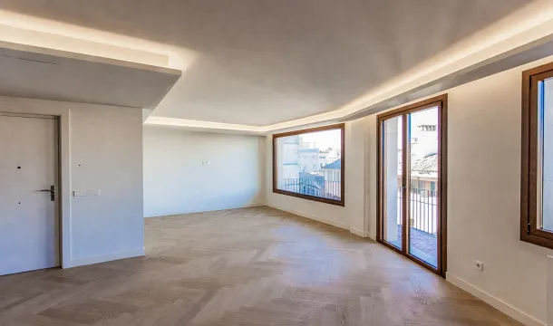 Elegant renovated apartment with generous spaces in Palma’s historic centre — photo 12