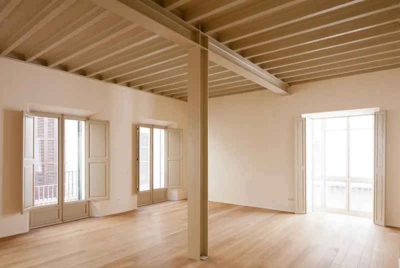 Modern and elegant noble floor with terrace in the old town of Palma — photo 2