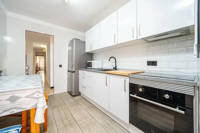 Os presentamos en exclusiva esta magnífica vivienda de 80 m², situada en la Plaza San Cosme, en el consolidado barrio de Son Cotoner, Palma — photo 7