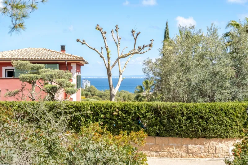 Building plot with project in Cala Vinyes — photo 1