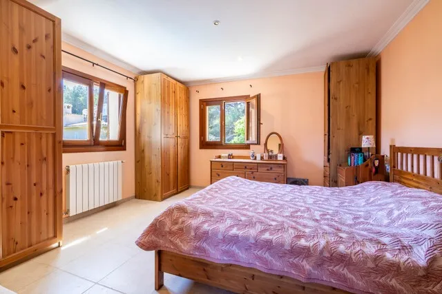 Versatile family villa for sale close to the beach in Bonaire, North Mallorca — photo 12