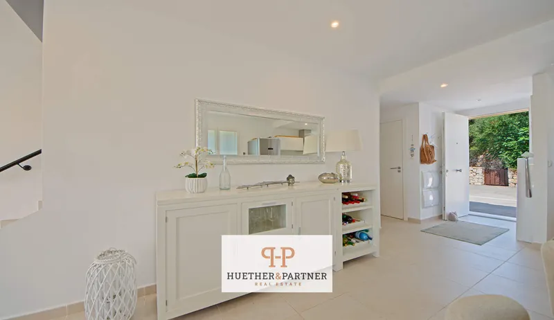 123m² end-of-terrace house with 4 rooms and distant sea views for sale — photo 5
