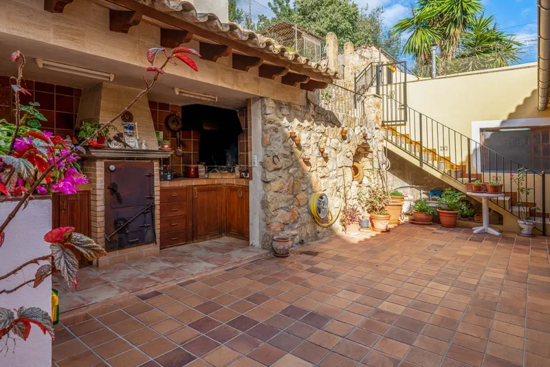 Townhouse on the edge of Andratx with wonderful mountain views — photo 5