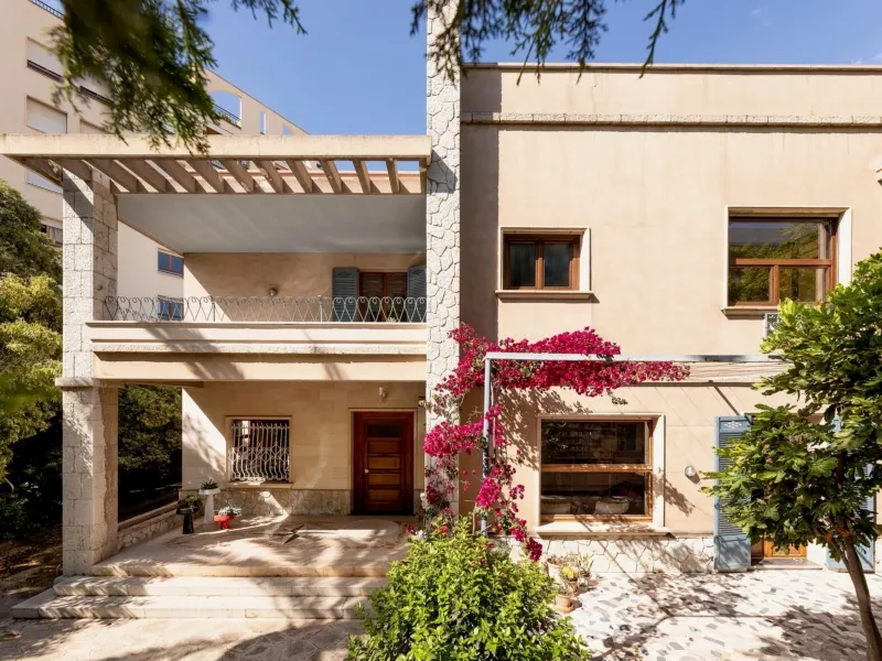 Iconic Catalogued 1930s Rationalist House in Palma de Mallorca — photo 1