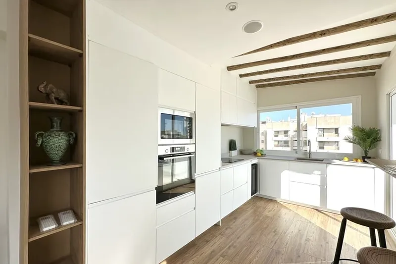 Bright penthouse close to the sea in Santa Catalina — photo 5