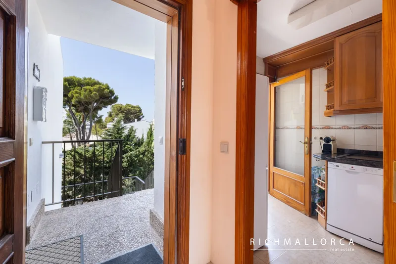 Apartment by the Sea with Terrace and Views in Port d’Alcúdia — photo 11