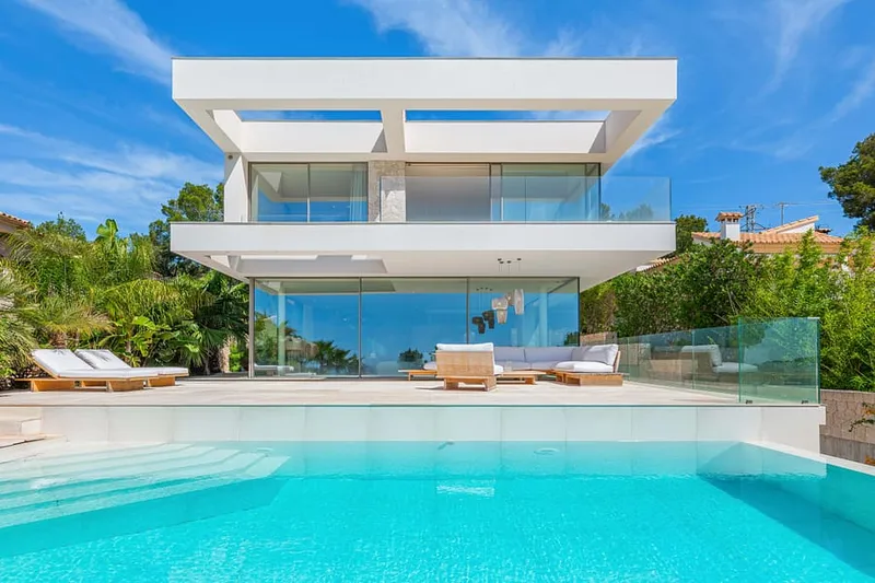 Spectacular villa with sea views in Bendinat — photo 2